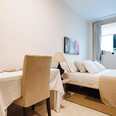 Apartamento Jose Laguillo * Σεβίλλη